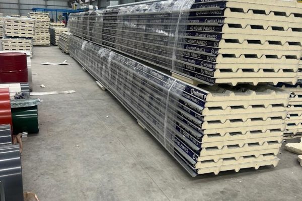Sandwich Panels for commercial buildings – MOUNT ROOF Sandwich Panels for commercial buildings - MOUNT ROOF